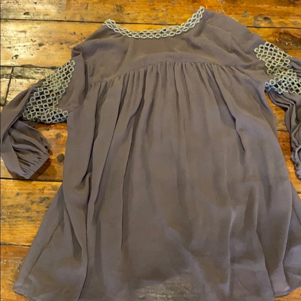 Flowy top - Picture 3 of 3